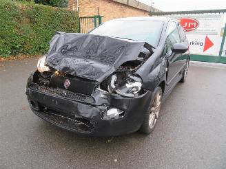 damaged commercial vehicles Fiat Punto  2013/9