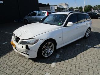 dommages fourgonnettes/vécules utilitaires BMW 3-serie 318 D  ( M LINE ) 2012/1