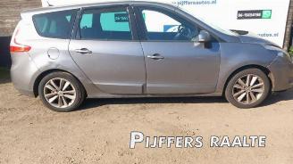Démontage voiture Renault Scenic Scenic III (JZ), MPV, 2009 / 2016 1.4 16V TCe 130 2010/9