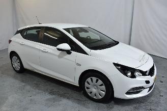 occasion passenger cars Opel Astra 1.2 Bns Edition 2020/9