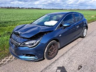 Unfall Kfz Van Opel Astra K 1.0 12V 2016/3