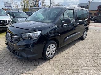 dañado caravana Opel Combo 1.5d 96kw Double cab. 5p. Automaat Navi Klima MAXI 2020/10