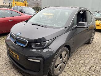 Unfall Kfz Van BMW i3 125 KW / 42,2 kWh   120 Ah  Automaat 2019/12
