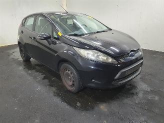 Schade scooter Ford Fiesta 1.25 Limited 2011/2