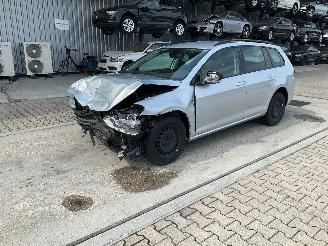 Schade bestelwagen Volkswagen Golf VII Variant 1.2 TSI 2014/2