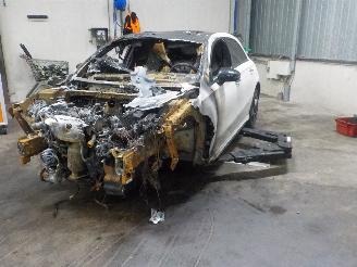 damaged commercial vehicles Mercedes A-klasse A (177.0) Hatchback 2.0 A-250 Turbo 16V (M260.920) [165kW]  (03-2018/1=
2-2025) 2018/10