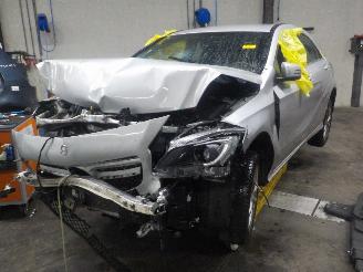 Damaged car Mercedes A-klasse A (W176) Hatchback 1.6 A-180 16V (M270.910) [90kW]  (09-2012/05-2018) 2013/2