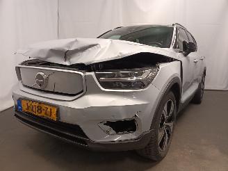 škoda kempování Volvo XC40 XC40 (XZ) Recharge AWD (EAD3.1) [300kW]  (11-2020/...) 2020/11
