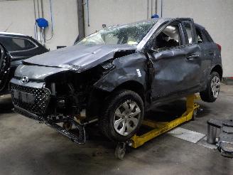 danneggiata camper Hyundai I-20 i20 (GBB) Hatchback 1.2i 16V (G4LA) [62kW]  (11-2014/08-2020) 2016/6