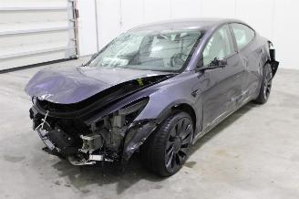 Auto incidentate Tesla Model 3  2021/12