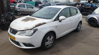 damaged campers Seat Ibiza 1J 2013 1.2 TSI CBZB MHX Wit LB9A onderdelen 2013/6