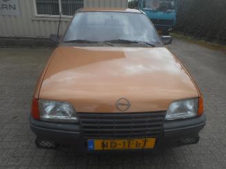 škoda osobní automobily Opel Kadett orgineel nederlandse auto 1985/5