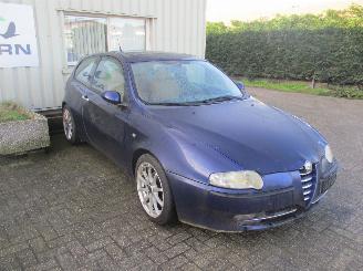 damaged commercial vehicles Alfa Romeo 147 2.0 twin spark 2002/1