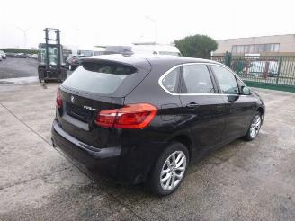 damaged campers BMW 2-serie 225E IPERFORMANCE XD 2019/8