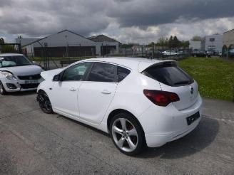 okazja samochody osobowe Opel Astra 1.7 CDTI    A17DTJ 2010/5