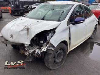 damaged commercial vehicles Peugeot 208 208 I (CA/CC/CK/CL), Hatchback, 2012 / 2019 1.2 Vti 12V PureTech 2017/1